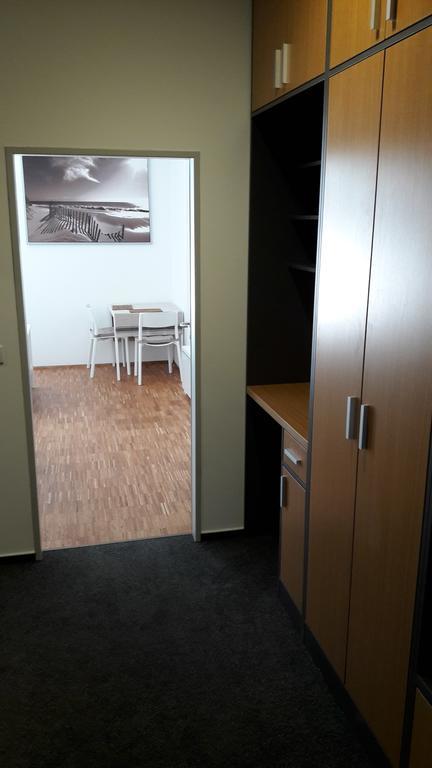 Hostal & Letov